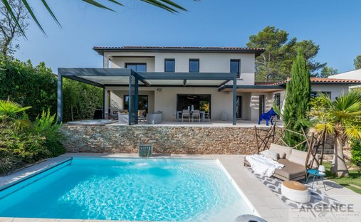 Villa in Centre Historique, Montpellier, France 1