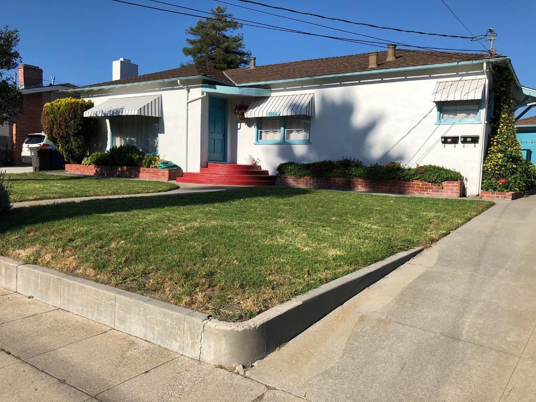 Santa Cruz, California, United States 1 - 18301747