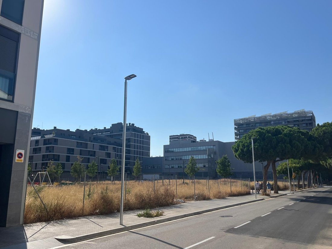Land in Districte I, l'Hospitalet de Llobregat, Spain 5 - 18299868