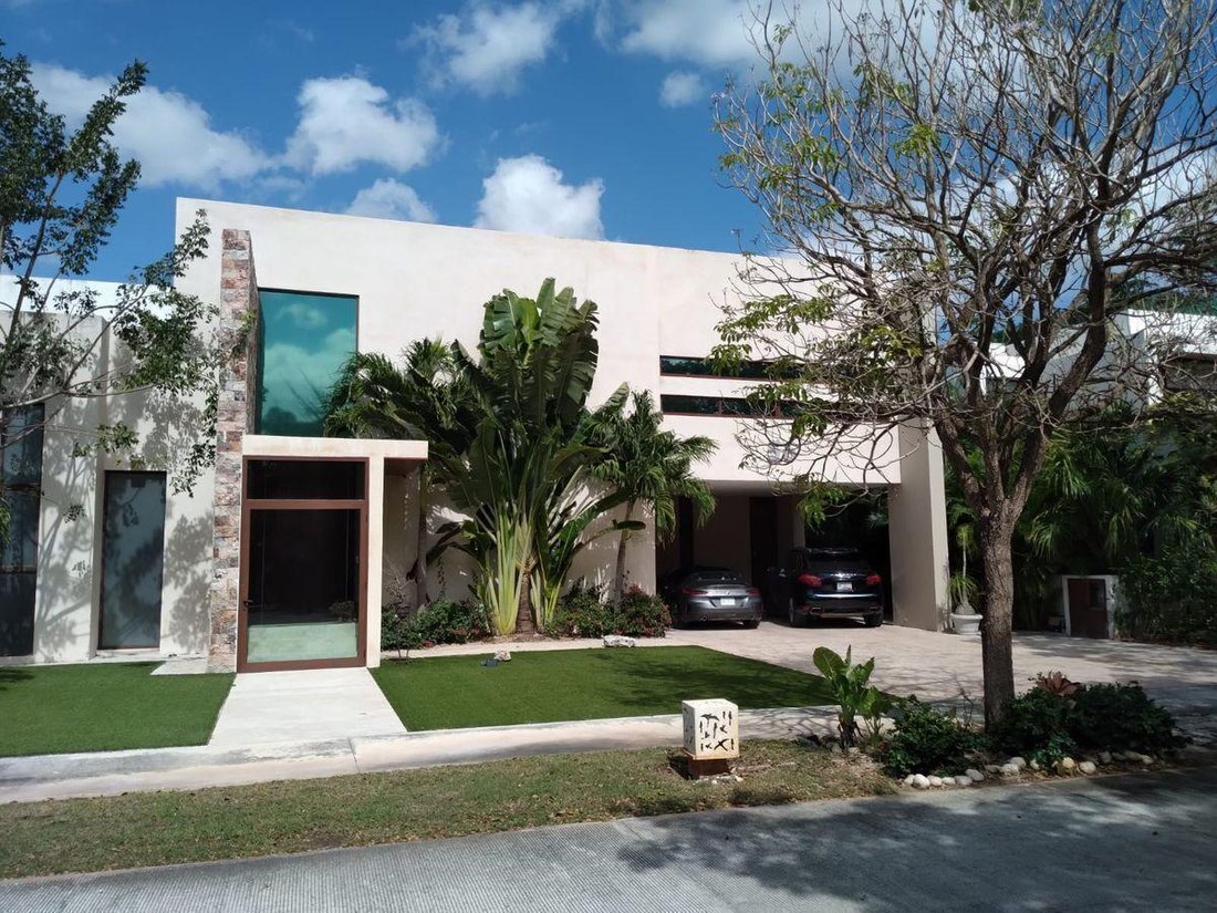 House in Yucatán Country Club, Yucatan, Mexico 4 - 18298533