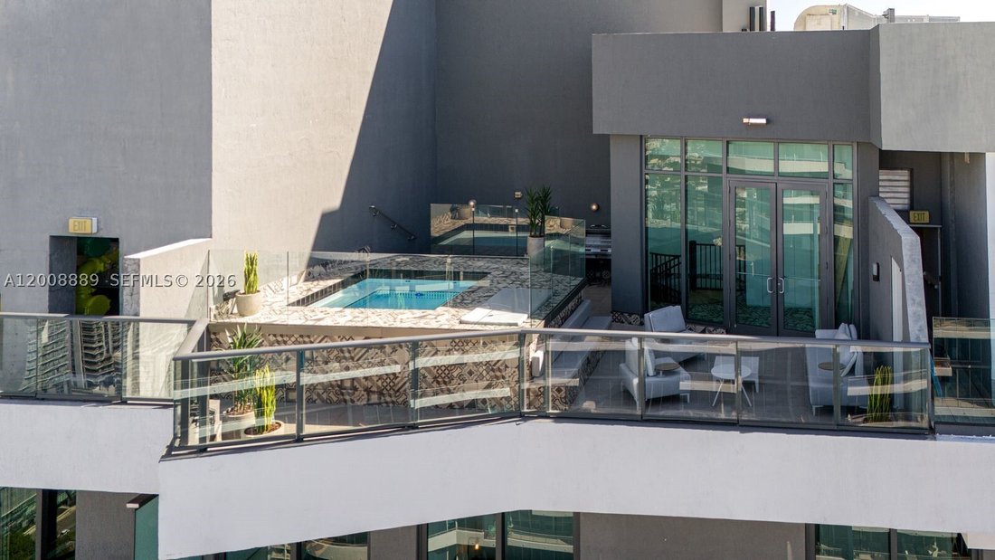 Condo in Miami, Florida, United States 4 - 17780273