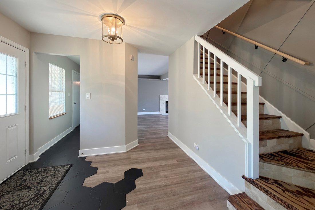House in Schaumburg, Illinois, United States 4 - 18301275