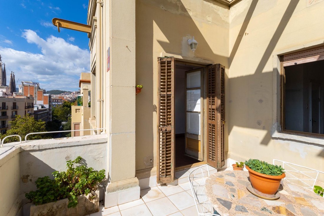 Apartment in Eixample, Barcelona, Spain 2 - 18301247