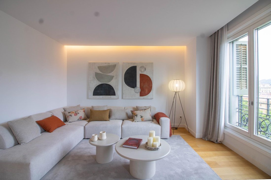Apartment in Eixample, Barcelona, Spain 5 - 18302721