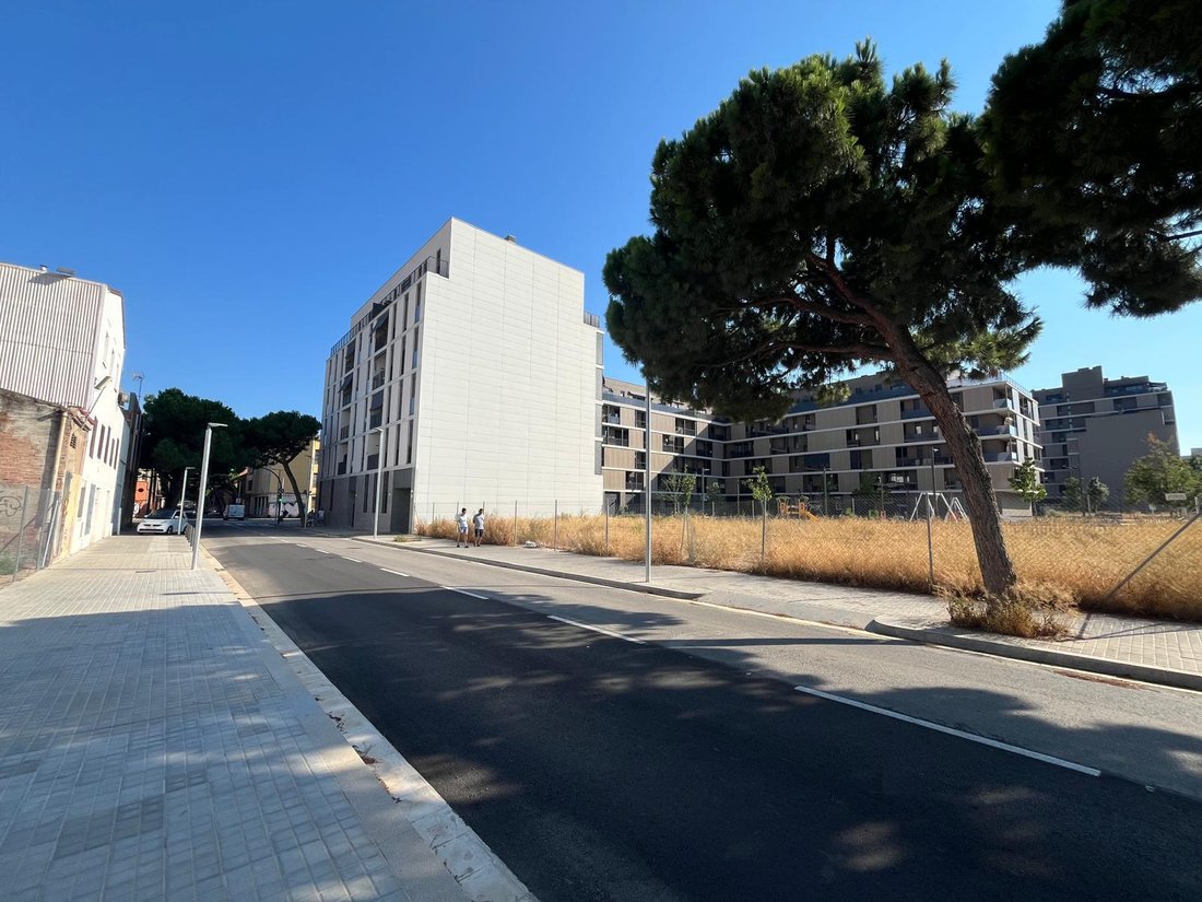 Land in Districte I, l'Hospitalet de Llobregat, Spain 1 - 18299868