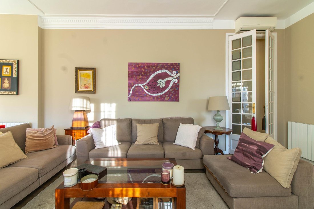 Apartment in Eixample, Barcelona, Spain 4 - 18302499