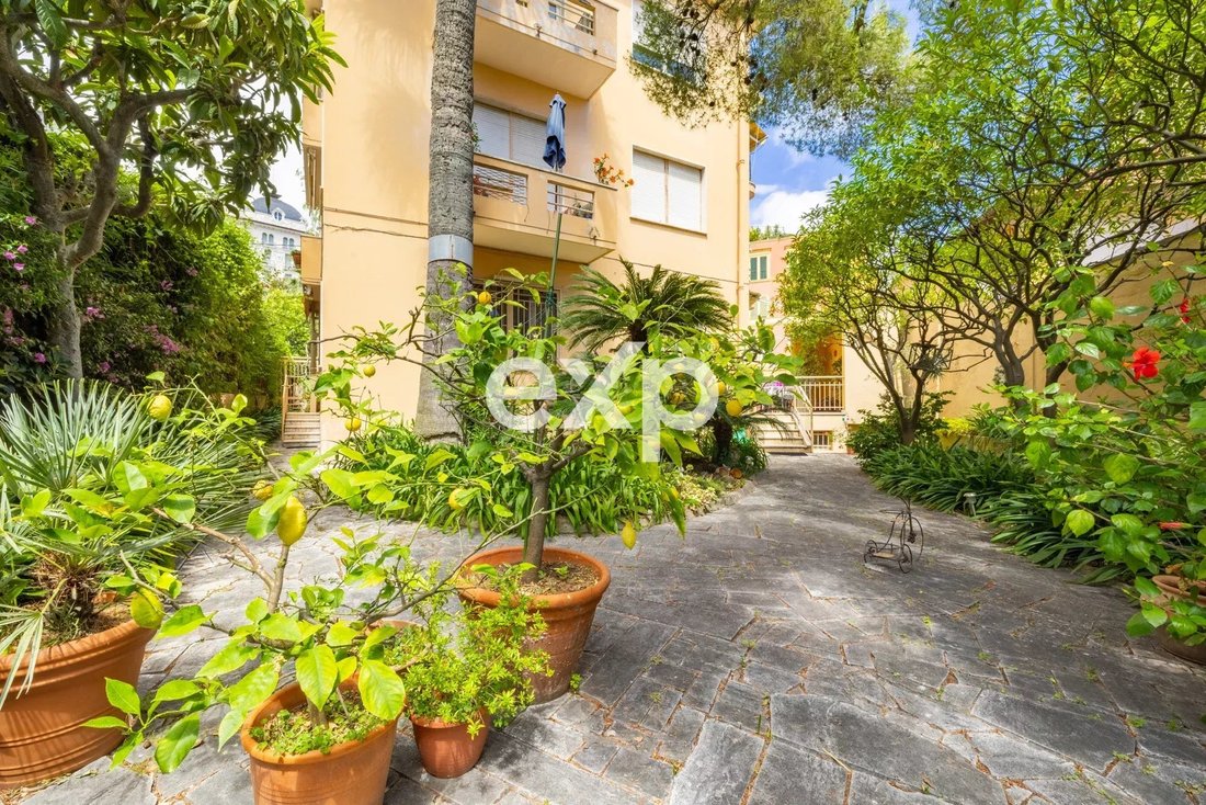 Apartment in Corso degli Inglesi, Sanremo, Liguria 1 - 18298168