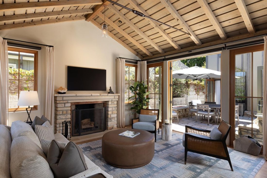House in Carmel-by-the-Sea, California, United States 1 - 18299449