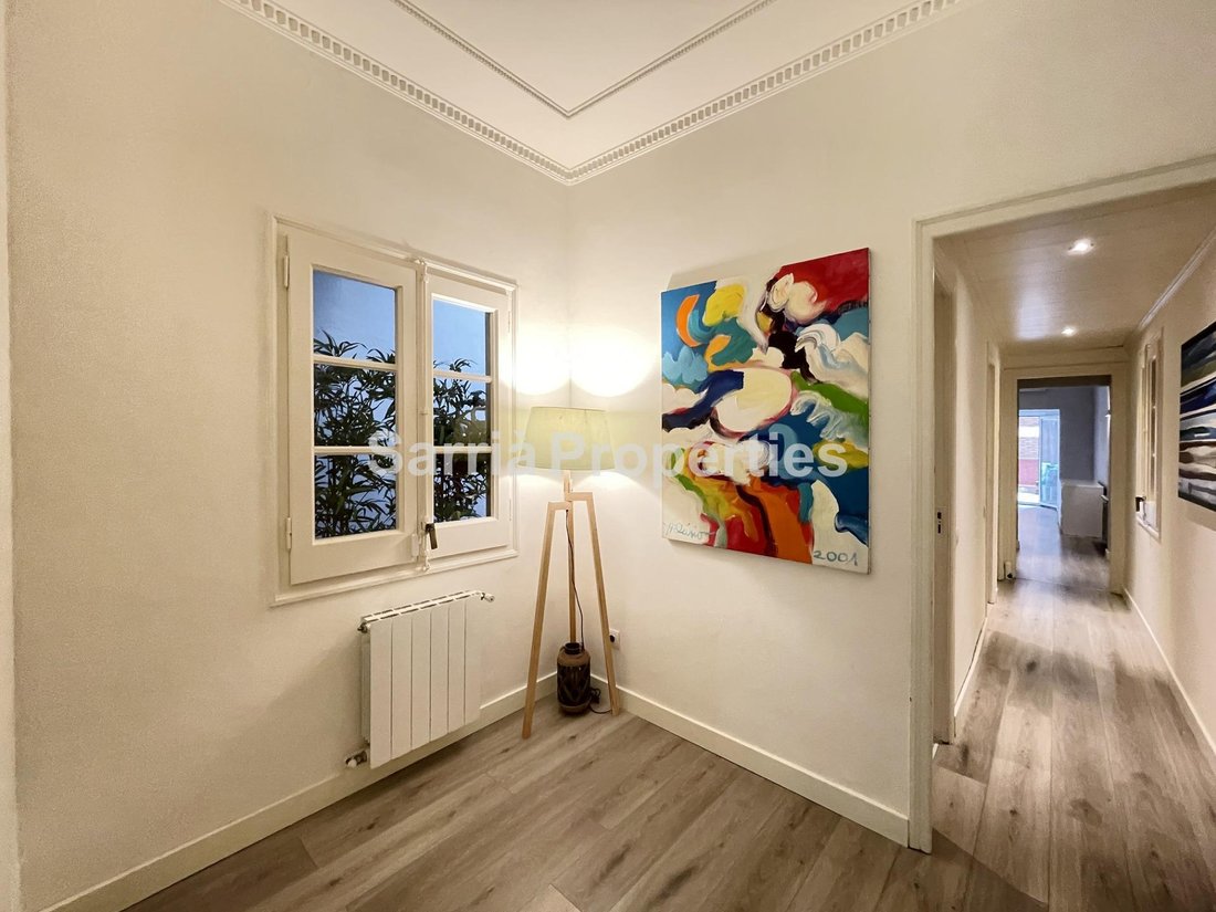 Apartment in Eixample, Barcelona, Spain 4 - 18302311