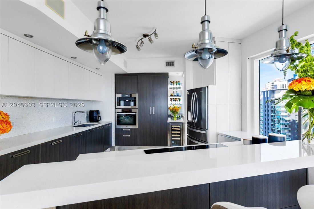 Condo in Miami, Florida, United States 2 - 18301526