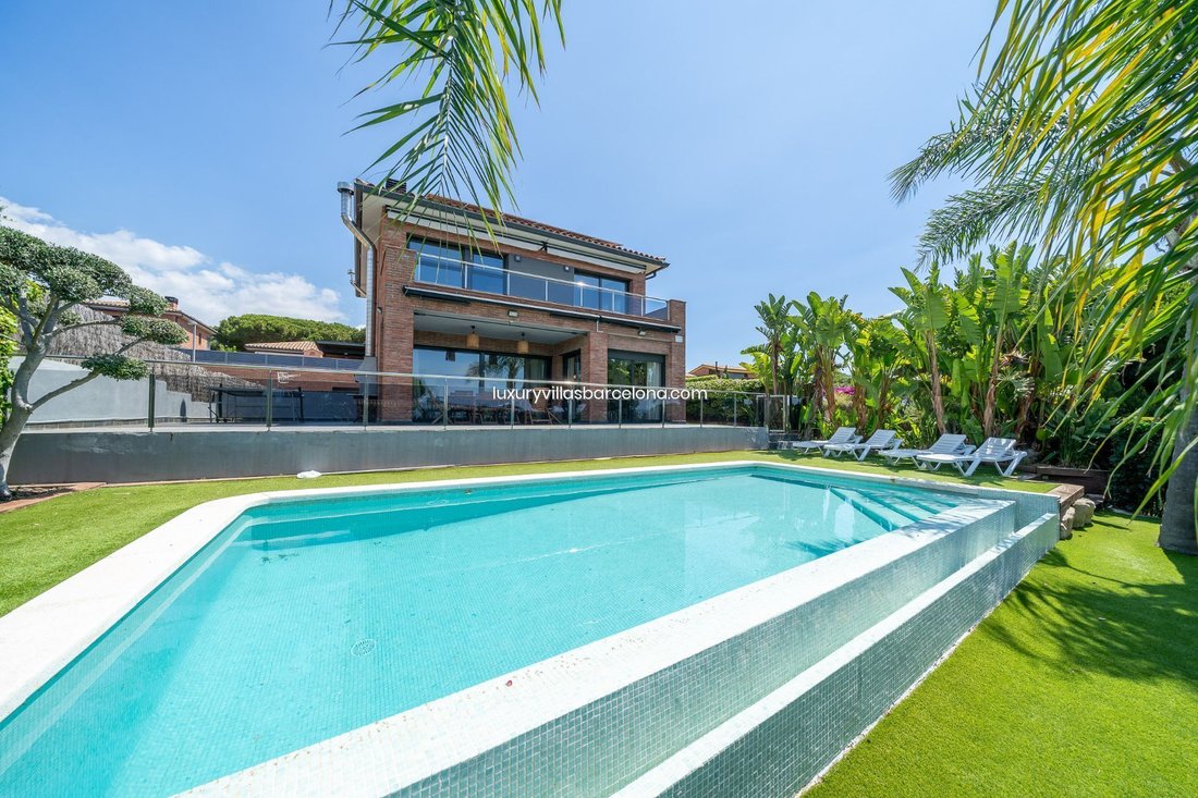 Villa in Caldes d'Estrac, Catalonia, Spain 1 - 18300404