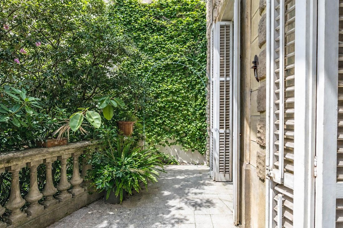 Chalet in Gracia, Barcelona, Spain 2 - 18299970