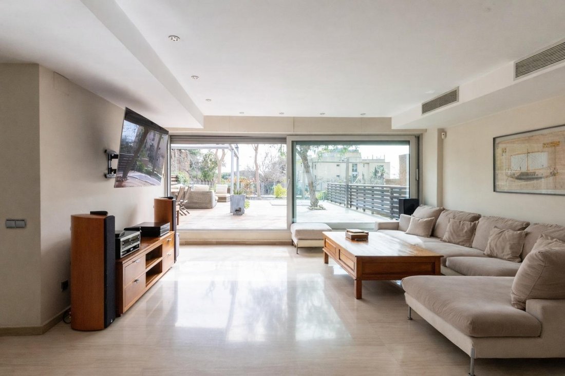 Townhouse in Sarrià-Sant Gervasi, Barcelona, Spain 4 - 18299854