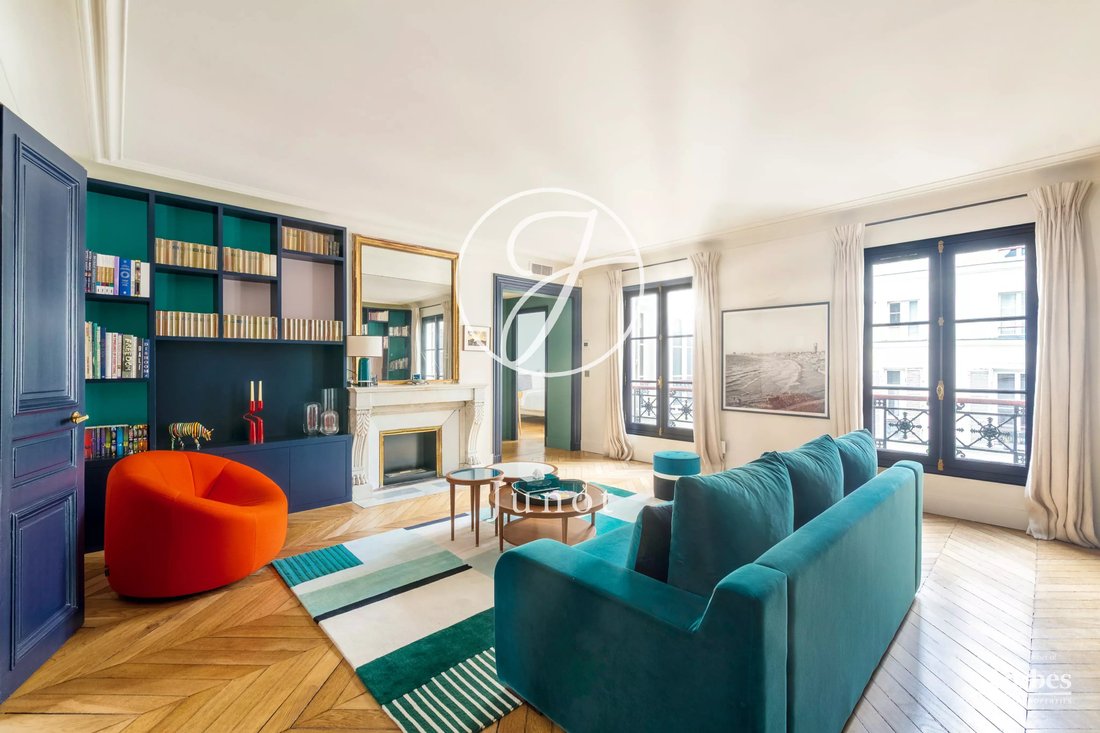 Apartment in Saint Germain des Prés, Paris 6e Arrondissement, Paris 5 - 18298736