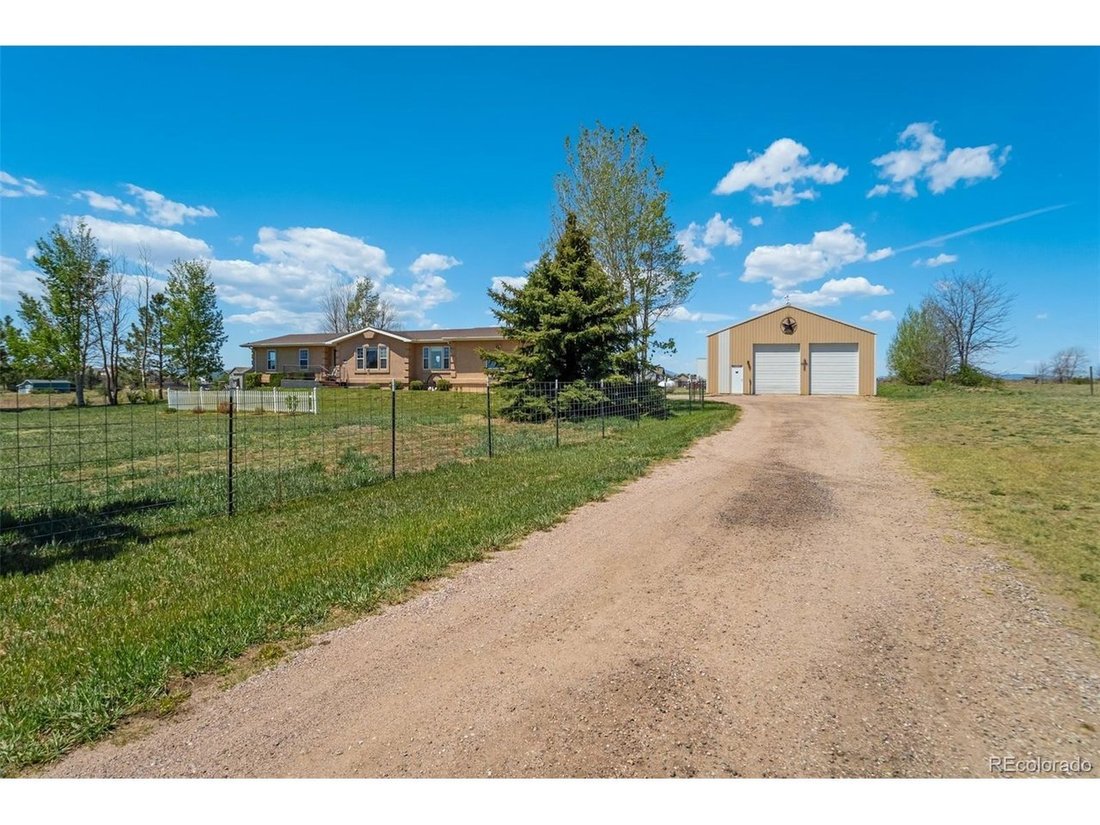 House in Colorado Springs, Colorado, United States 2 - 18299693