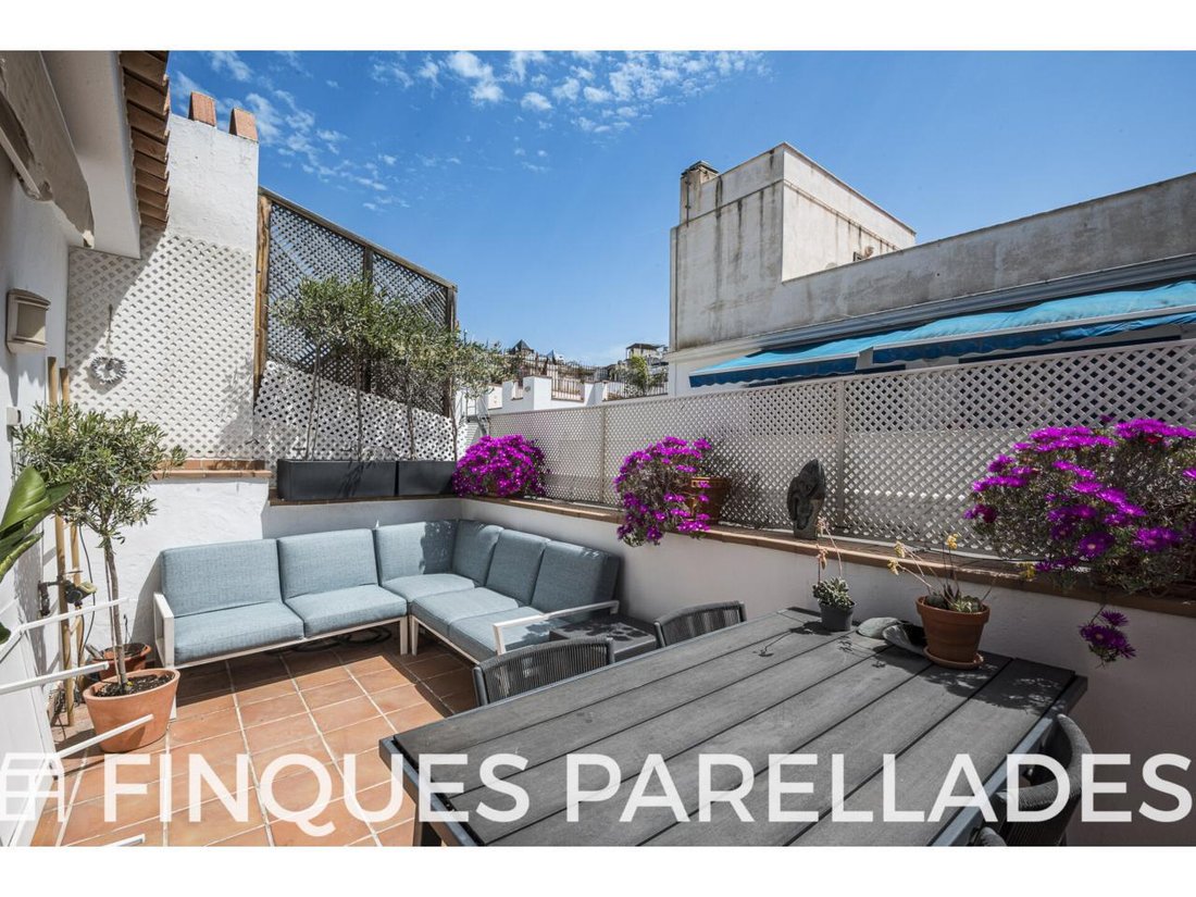 Penthouse in Sitges, Catalonia, Spain 2 - 18300332