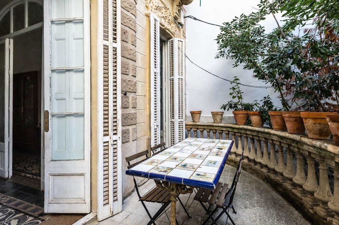 Chalet in Gracia, Barcelona, Spain 4 - 18299970