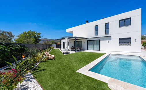 Villa in Bunyola, Balearic Islands, Spain 1