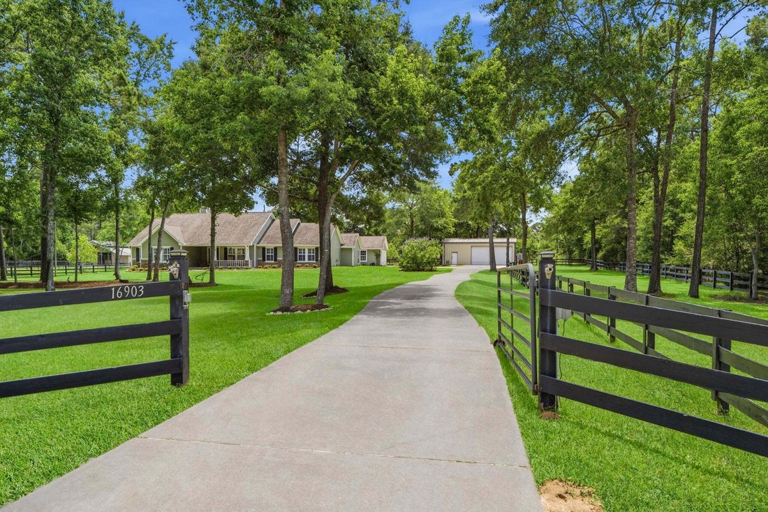 House in Magnolia, Texas, United States 2 - 18298524