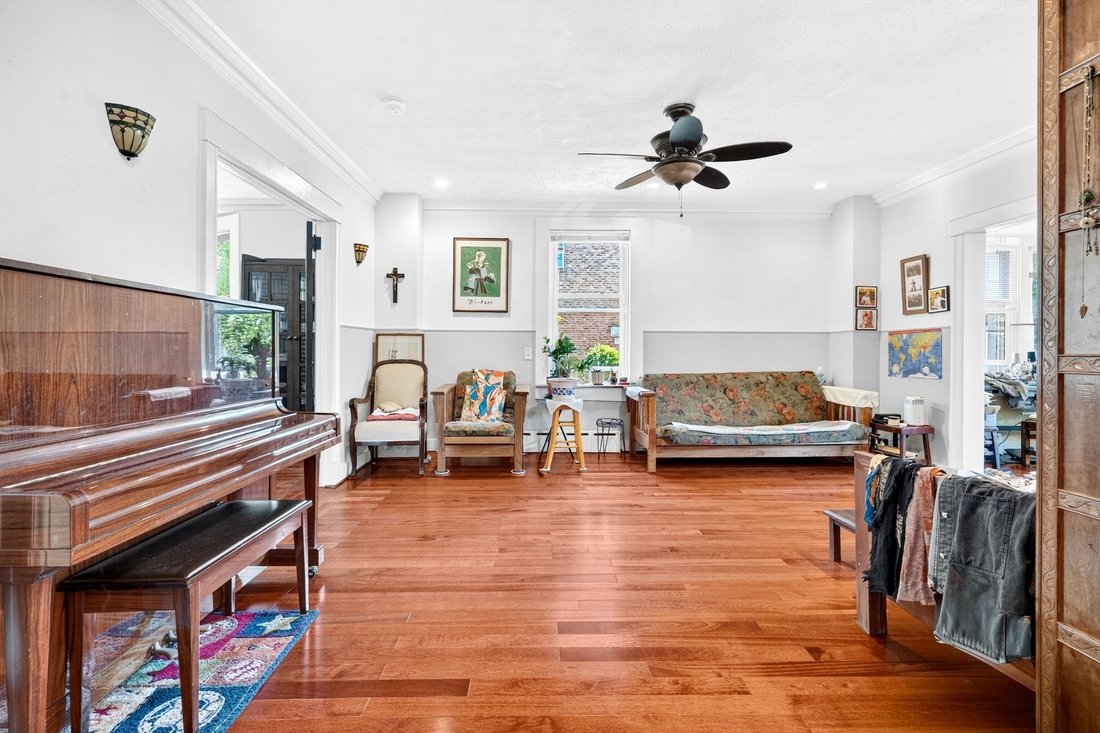 House in New York, New York, United States 5 - 18300346