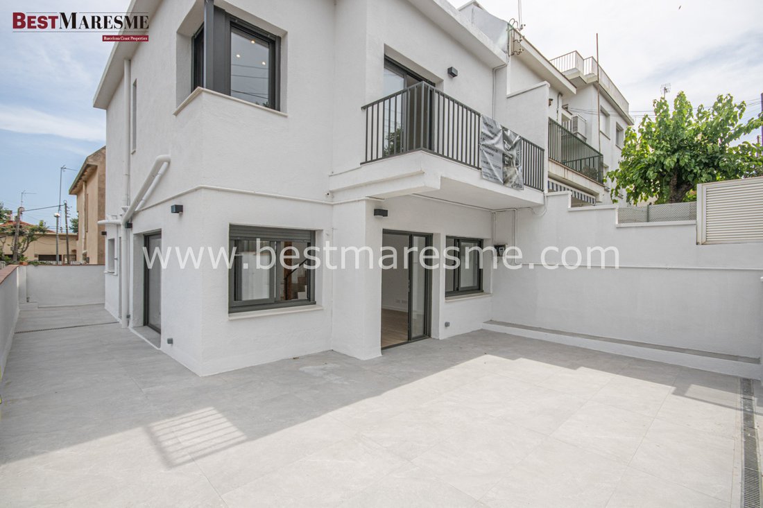 House in Cabrils, Catalonia, Spain 3 - 18302737