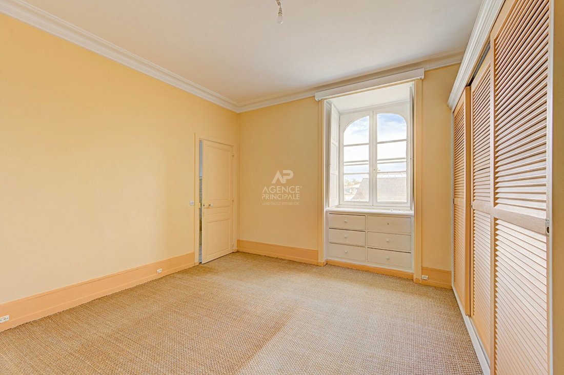 Apartment in Forêt, Saint-Germain-en-Laye, France 5 - 18301101