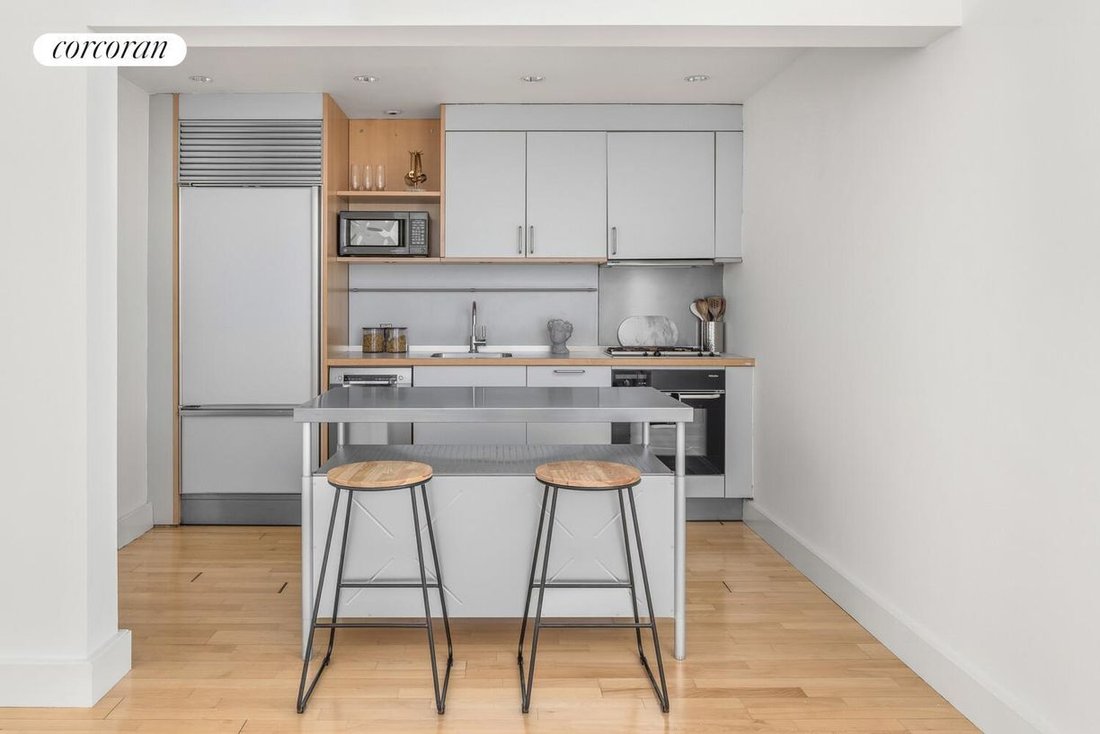Condo in New York, New York, United States 3 - 18298905
