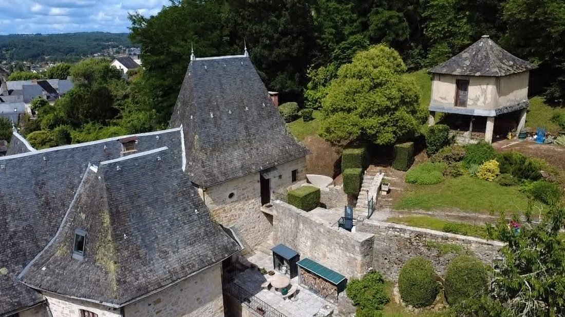 Villa in Urbain, Terrasson-Lavilledieu, France 1 - 18302947