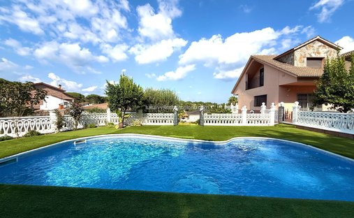 Villa à Tordera, Catalogne, Espagne 1