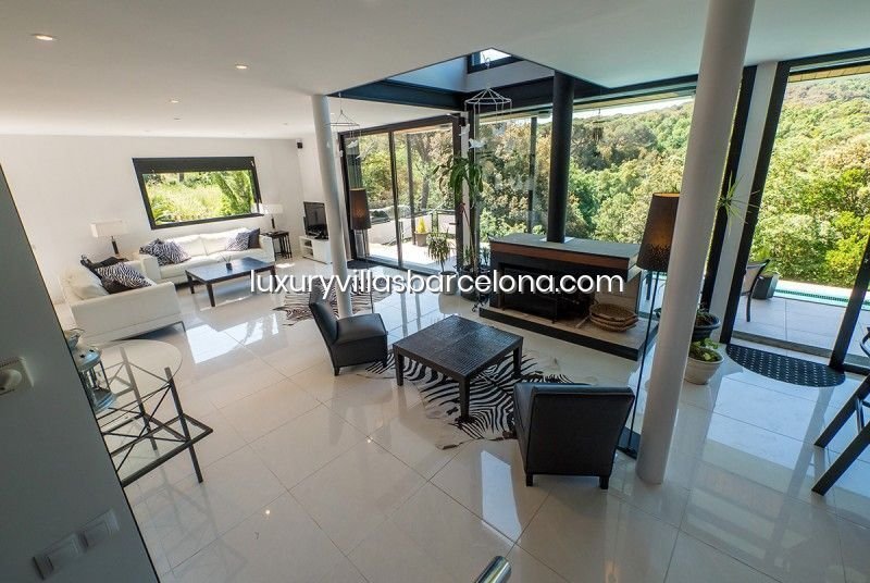 Villa in Vallgorguina, Catalonia, Spain 4 - 18300242