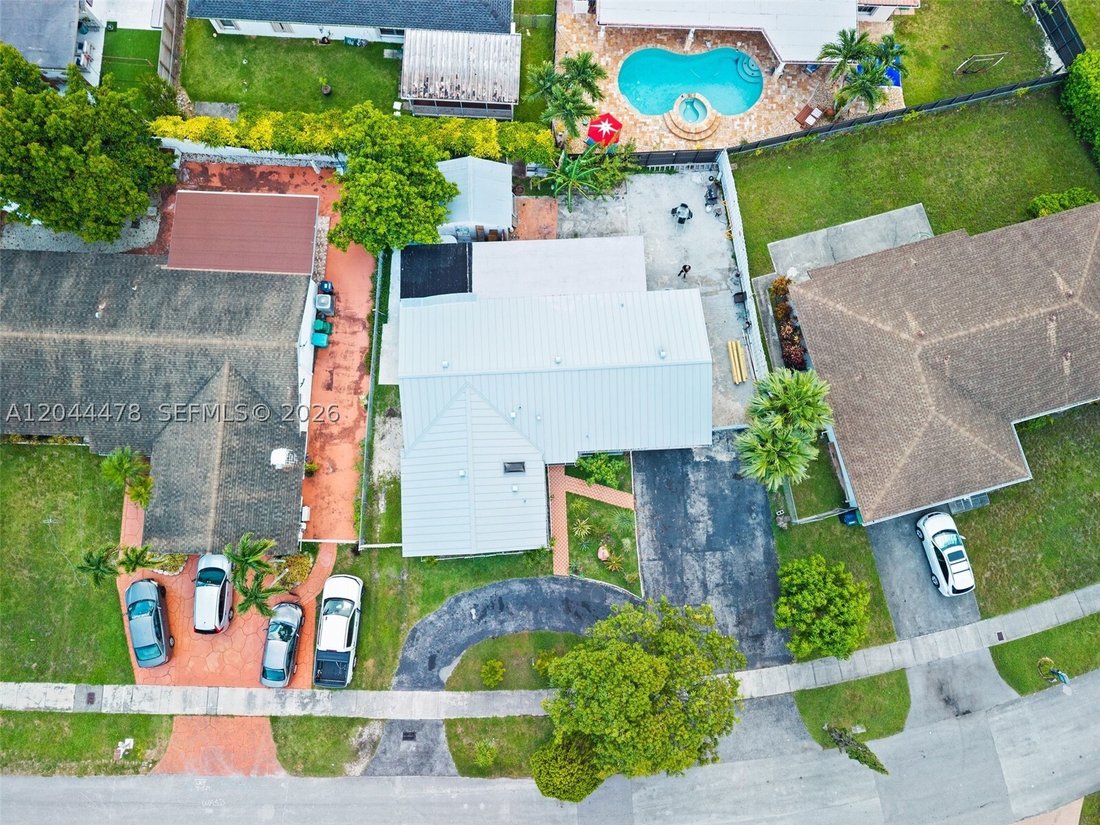 House in Miami, Florida, United States 5 - 18301498