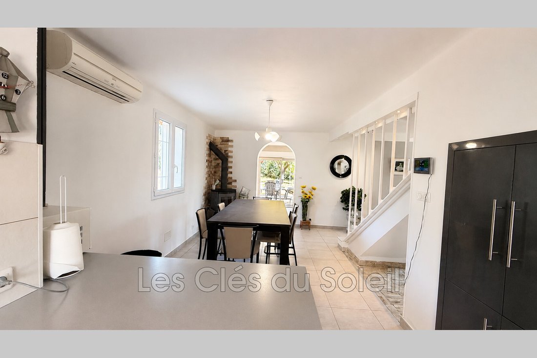 Villa in Camps-la-Source, Provence-Alpes-Côte d'Azur, France 3 - 18298417