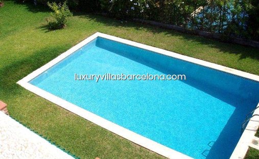 Villa in Calonge de Segarra, Catalonia, Spain 1