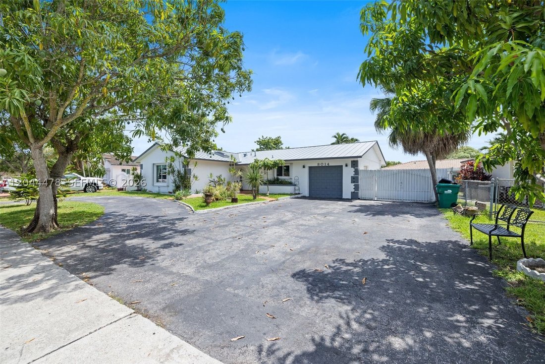 House in Miami, Florida, United States 2 - 18301498