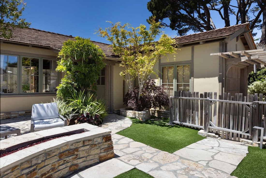 House in Carmel-by-the-Sea, California, United States 4 - 18299449
