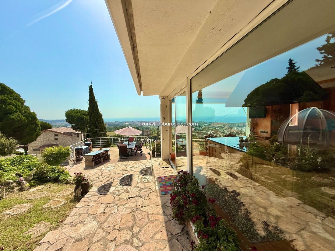 Villa in Pineda de Mar, Catalonia, Spain 2 - 18300638