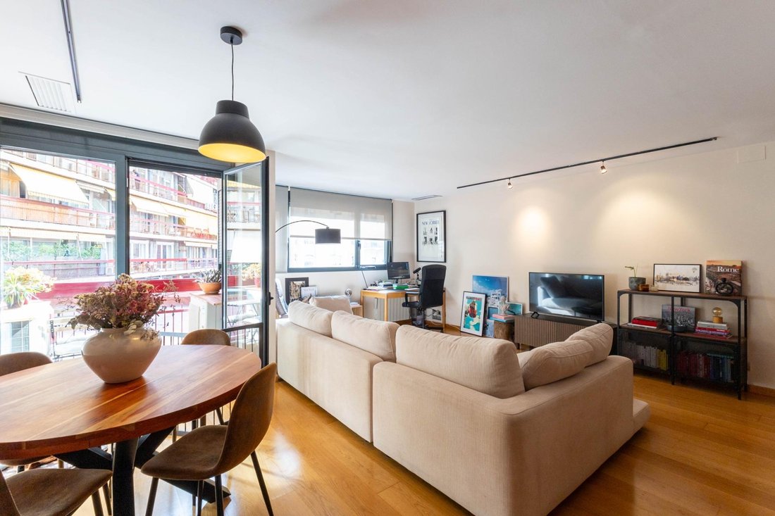 Apartment in Eixample, Barcelona, Spain 4 - 18302492