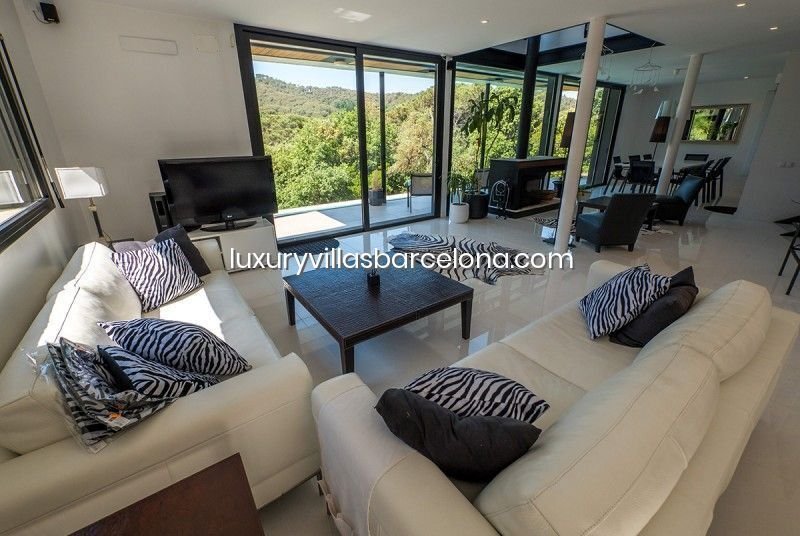 Villa in Vallgorguina, Catalonia, Spain 5 - 18300242