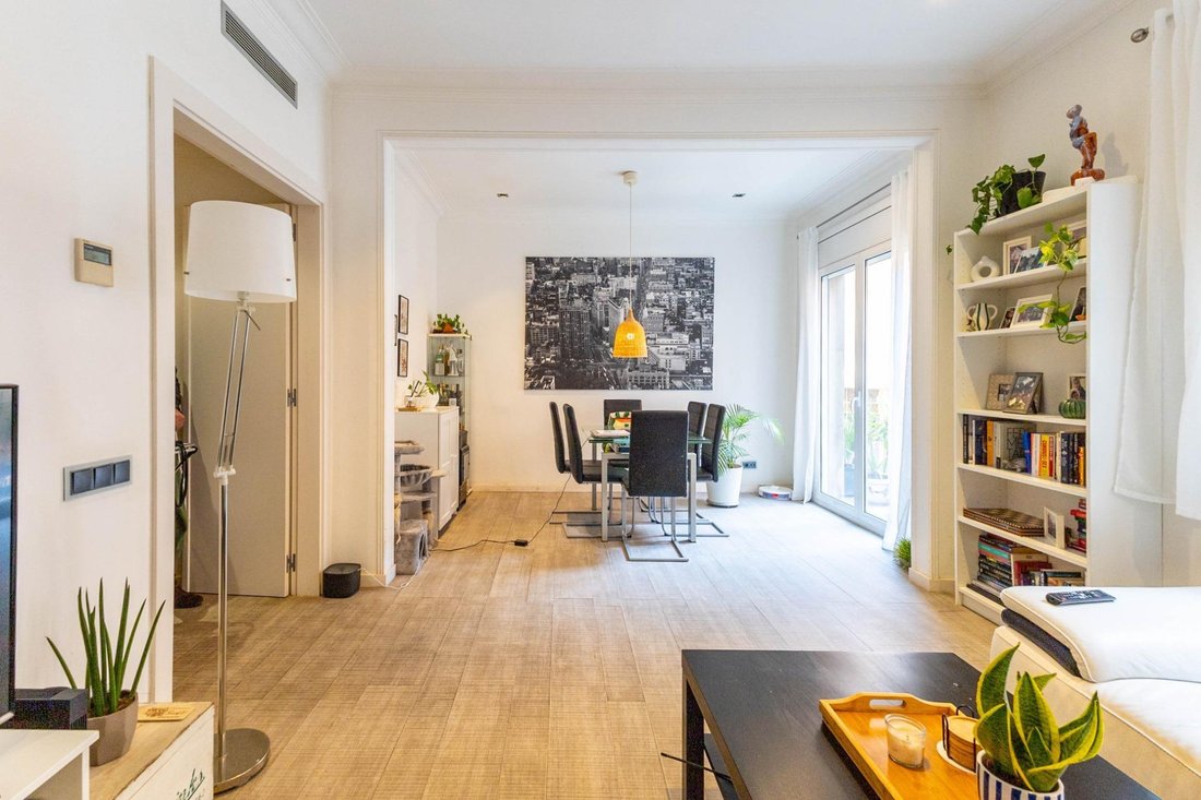 Apartment in Sarrià-Sant Gervasi, Barcelona, Spain 4 - 18302767