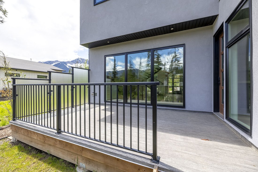 House in Fernie, British Columbia, Canada 5 - 18299194