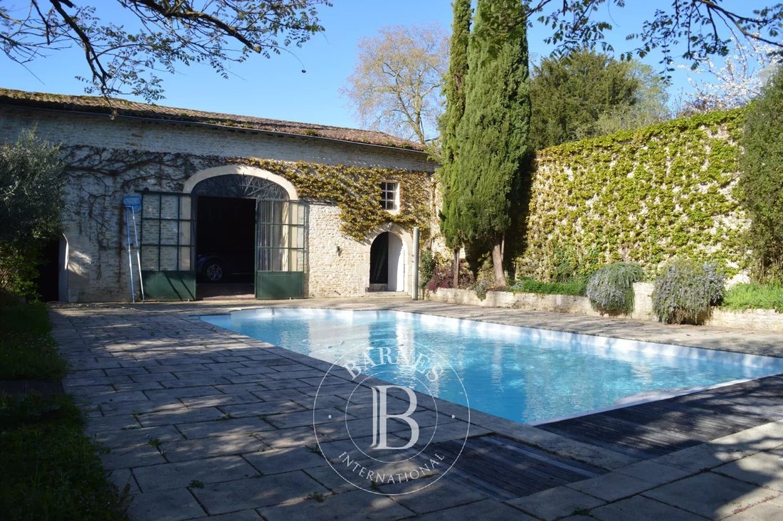 Tenuta a Saint Médard, Fontenay-le-Comte, Francia 3 - 15420998