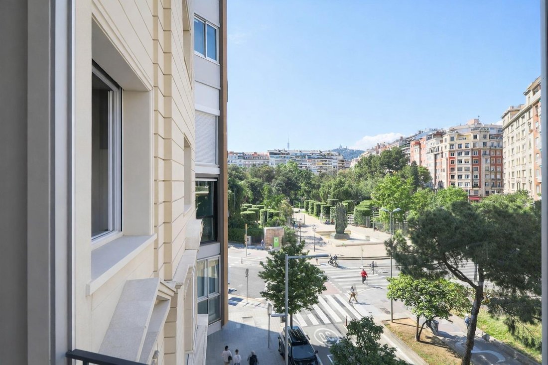 Apartment in Sarrià-Sant Gervasi, Barcelona, Spain 1 - 18302467
