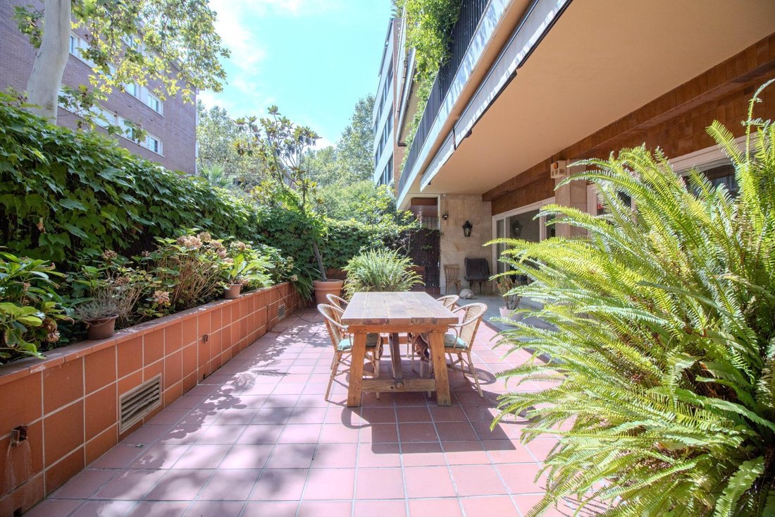 Apartment in Sarrià-Sant Gervasi, Barcelona, Spain 3 - 18302137