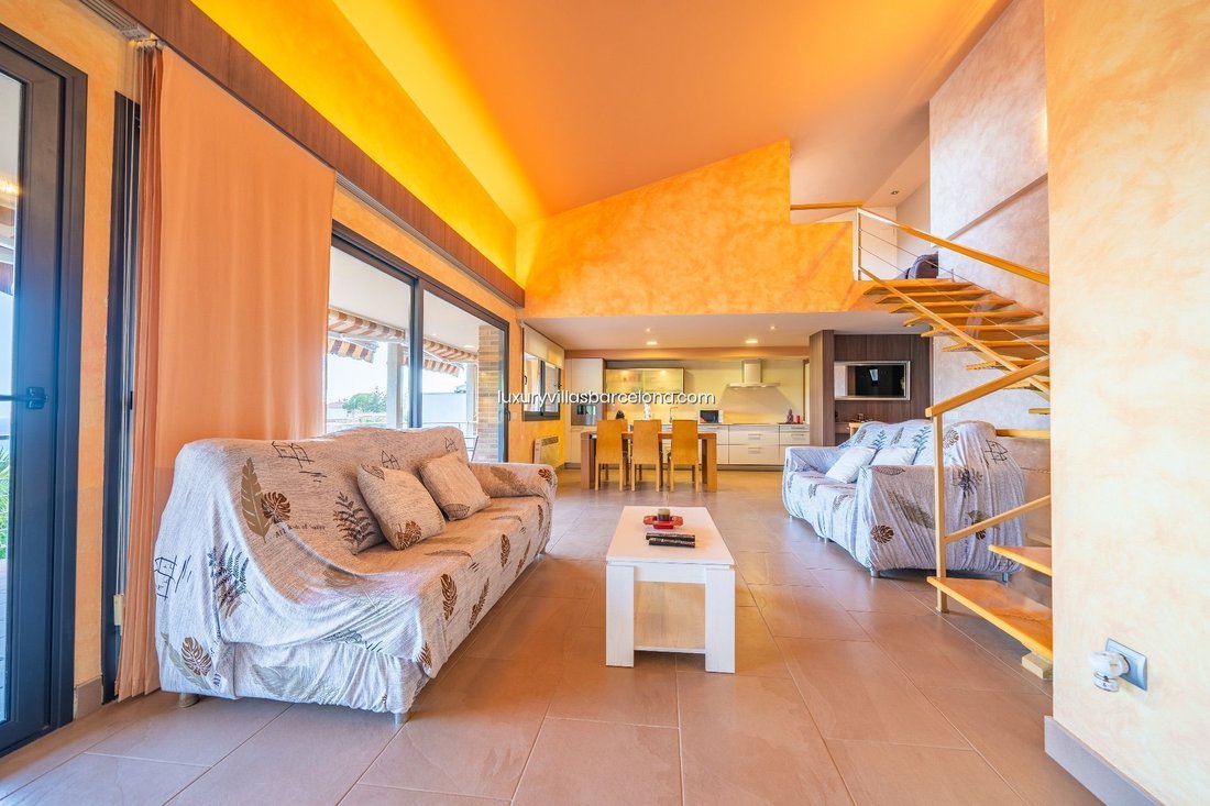 Villa a Pineda de Mar, Catalogna, Spagna 2 - 18300021