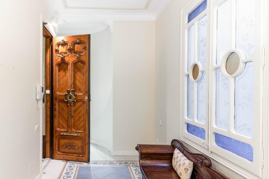 Apartment in Eixample, Barcelona, Spain 5 - 18302750