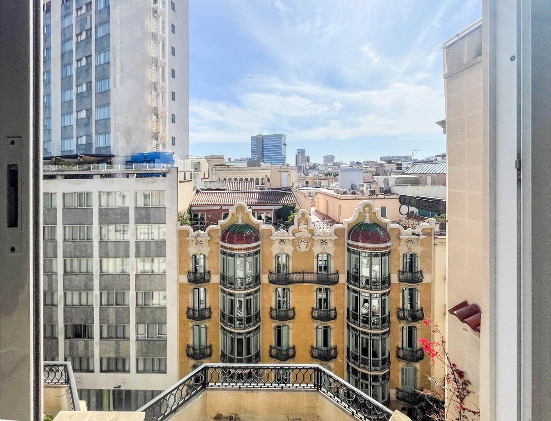 Apartment in Sarrià-Sant Gervasi, Barcelona, Spain 5 - 18301328