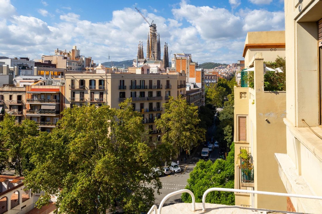 Apartment in Eixample, Barcelona, Spain 3 - 18301247