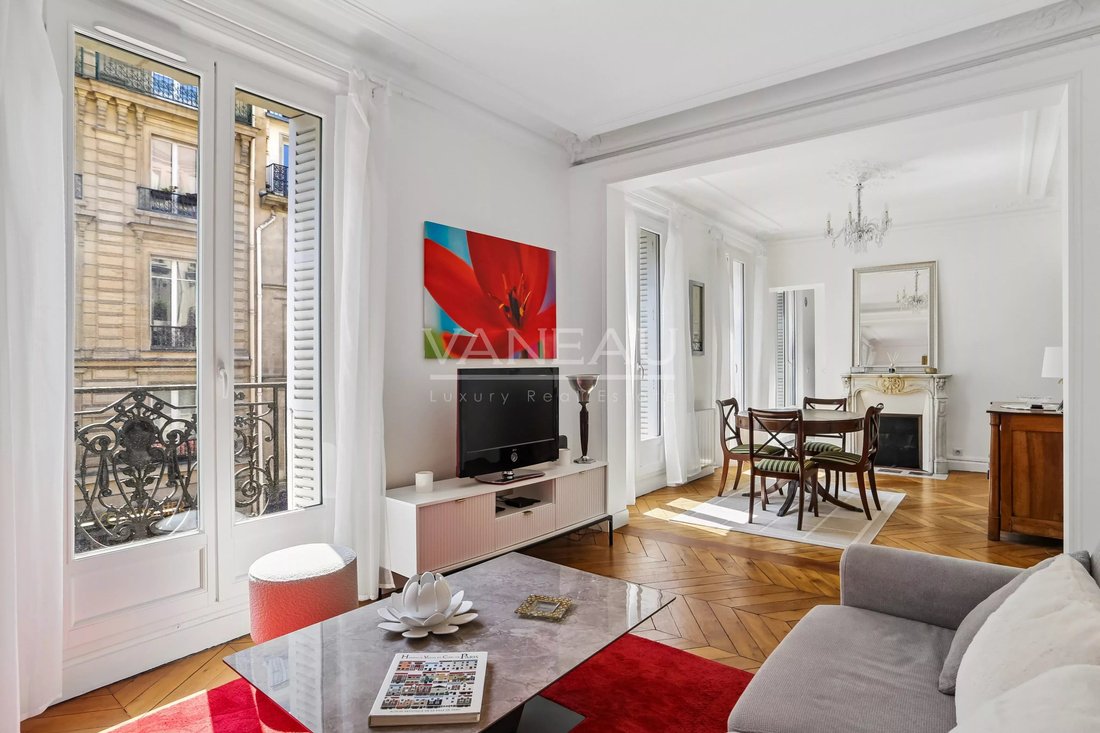Apartment in Odéon, Paris 6e Arrondissement, Paris 2 - 18298738