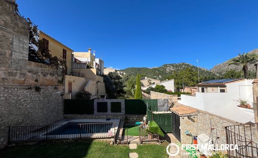 Townhouse in Pollenca, Balearic Islands, Spain 1