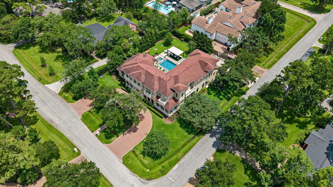 House in Houston, Texas, United States 3 - 18302098